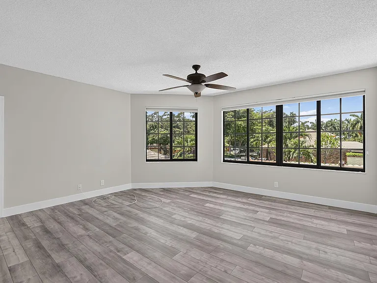 11908 Glenmore Dr #2-3 — Photo 22