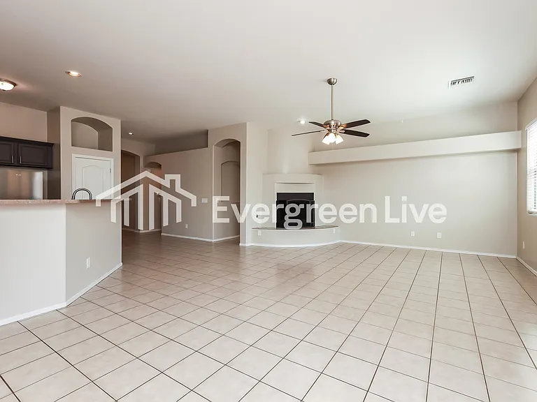 7961 W Hawk Eagle Ct — Photo 3