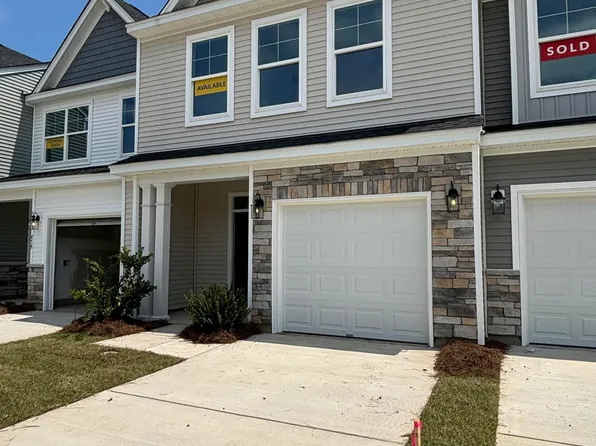 461 Duskywing Dr, Goose Creek, SC 29445