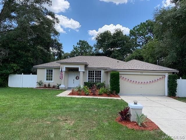 1st image of 7961 N Fieldstone Dr