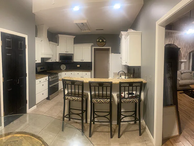 19 Pecan Ln — Photo 8