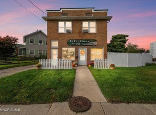 1861 Tremainsville Rd, Toledo, OH 43613