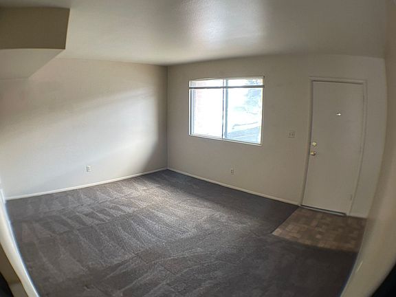 4th image of 512 W Santa Fe Ave #4