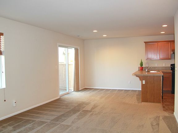 3rd image of 20330 111th Ave SE