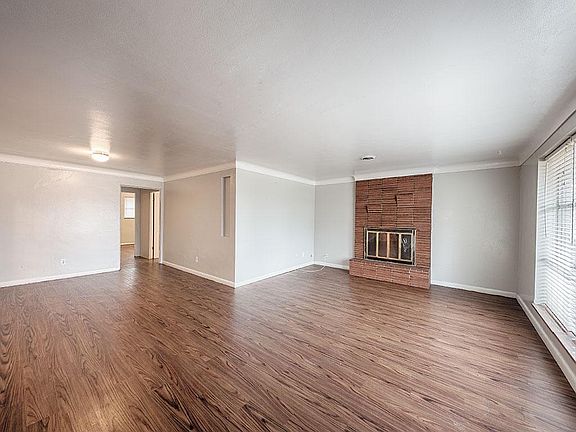 3rd image of 2030 Goodale Ave