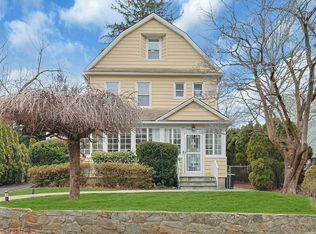 509 Pelhamdale Ave, Pelham, NY 10803