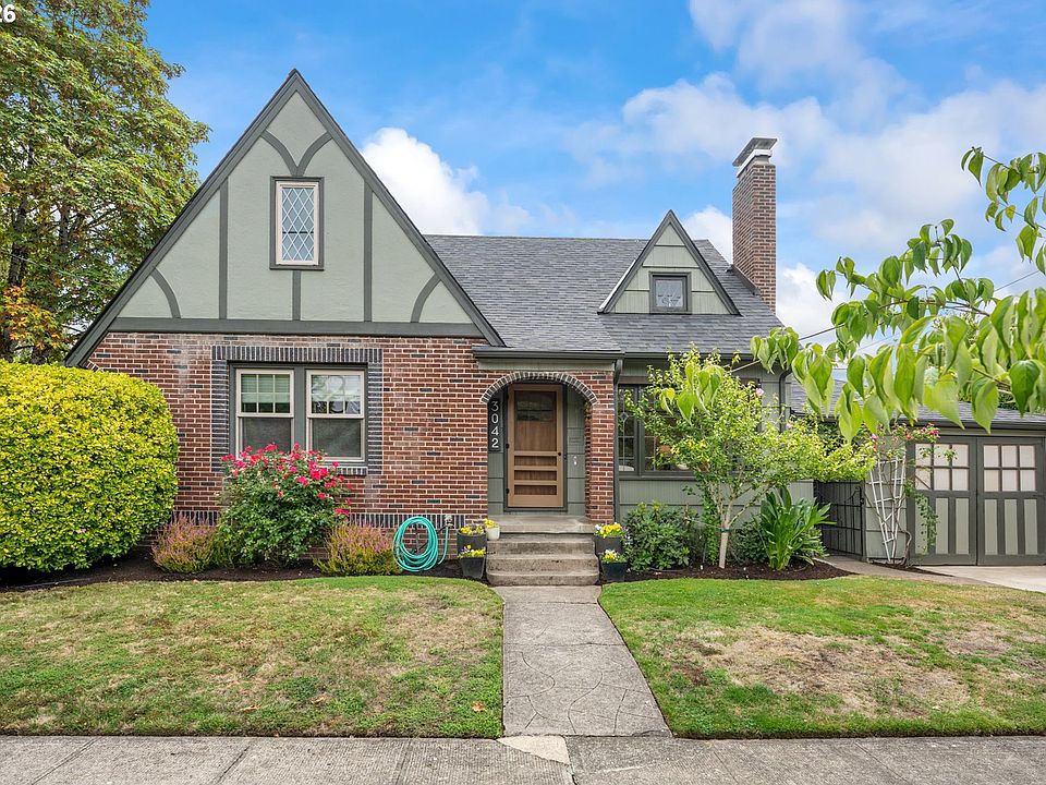 1st image of 3042 NE 30th Ave