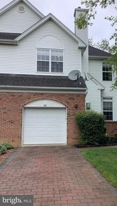 48 Frost Ln, East Windsor, NJ, 08520