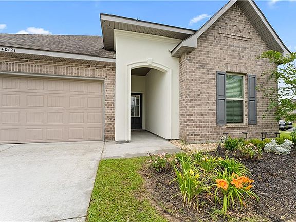 3rd image of 40121 Maddie Dr