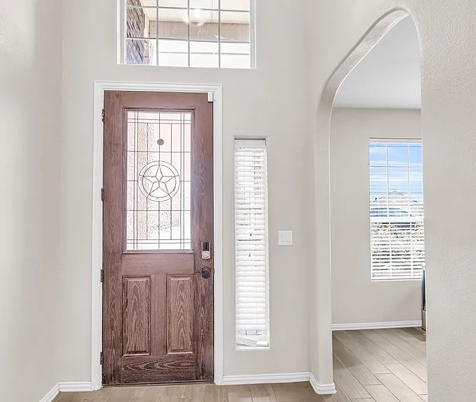 2313 Sky View Rd — Photo 5
