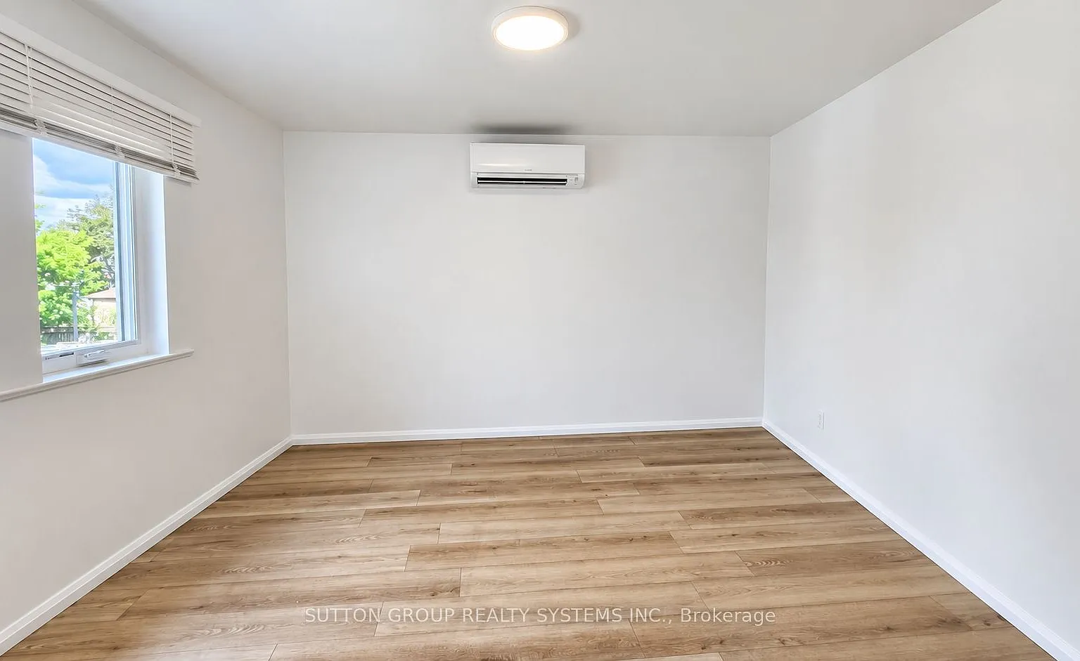 3 bed, $2,350 — Photo 3