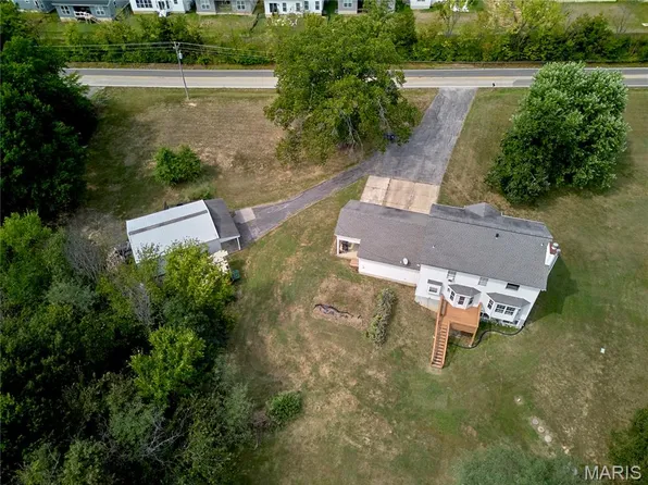2768 Hopewell Rd, Wentzville, MO 63385
