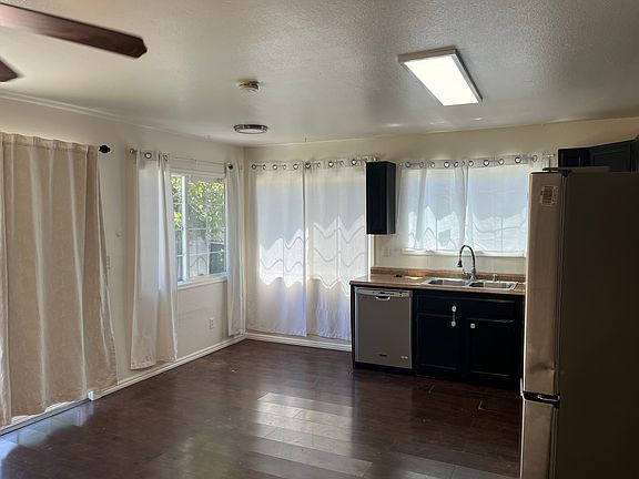 3rd image of 7521 Lemarsh Way
