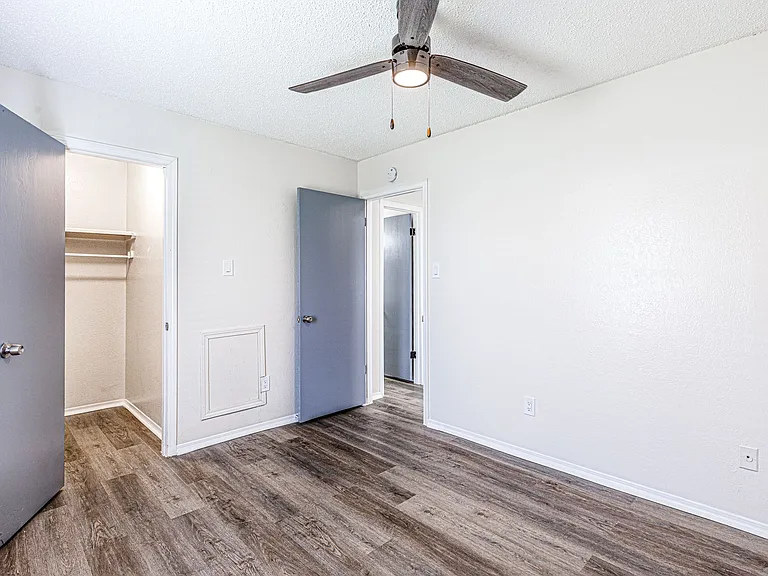 912 NE Tortoise Dr — Photo 14