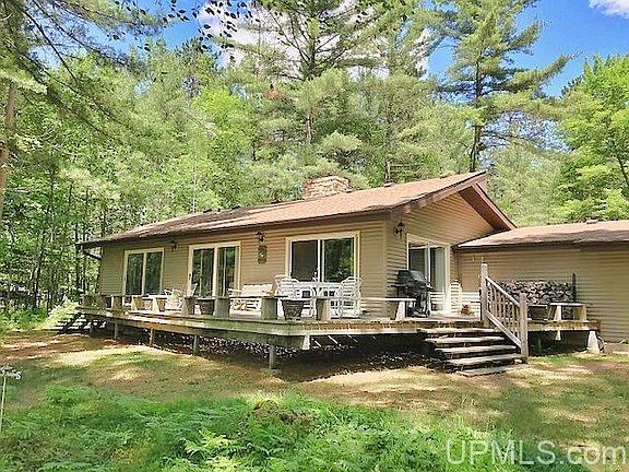 2nd image of W4891 White Pine Ln