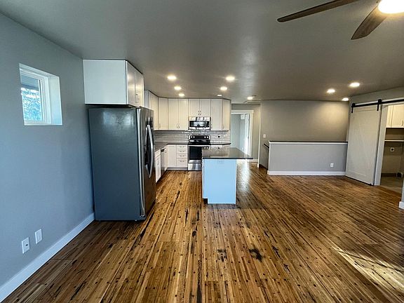 Kitchen/Living/Dining area