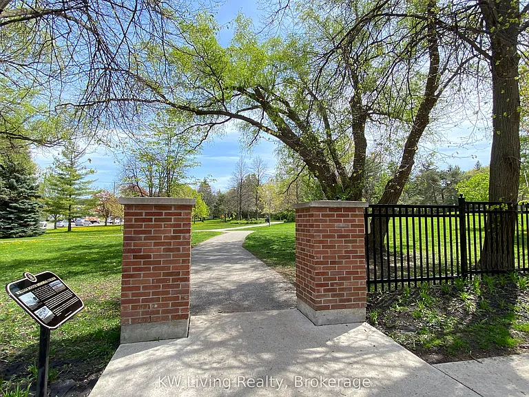 17 Hargrave Ln — Photo 30