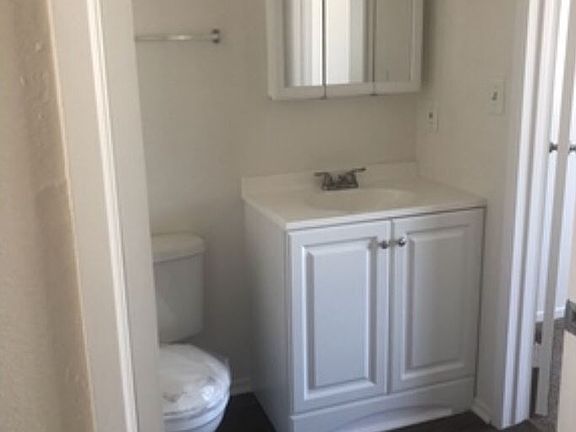 5th image of 1555 W Carson St APT 10