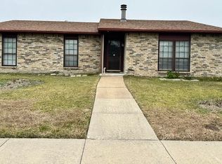 3413 Apollo Rd, Garland, TX 75044