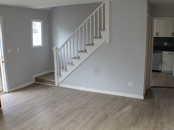 5th image of 1813 Lotus Dr
