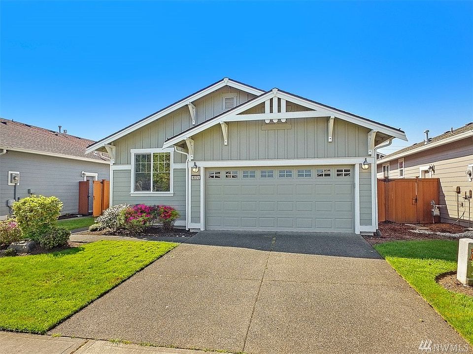 1st image of 8025 Lopez Ct NE