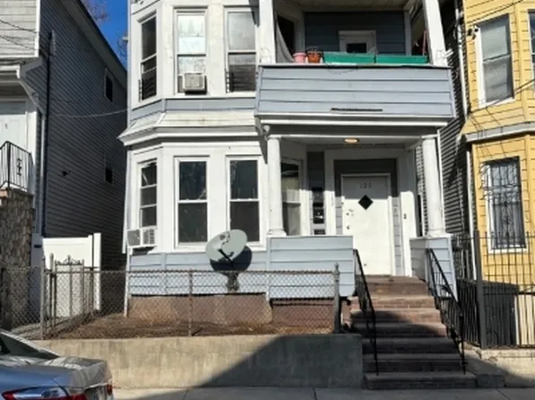 129 Godwin Ave, Paterson City, NJ 07501