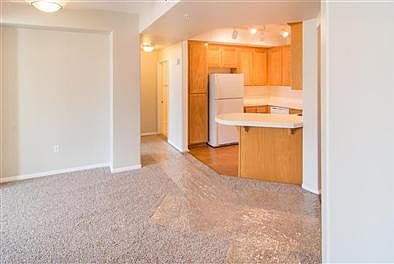 3rd image of 235 Market St Unit 505