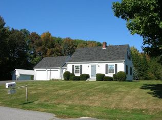 13 Mill Rd, Falmouth, ME 04105