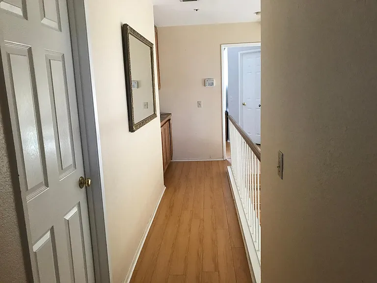 Lane Ct — Photo 5