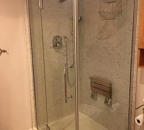 2370 Pinercrest Dr — Photo 3