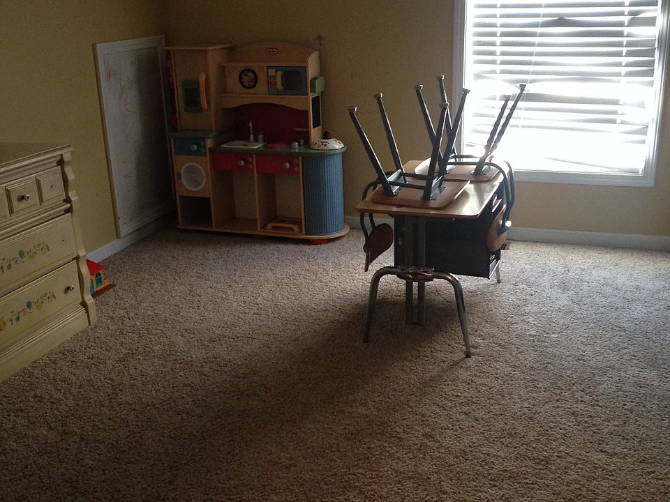 1st image of 7800 Alyssum Dr