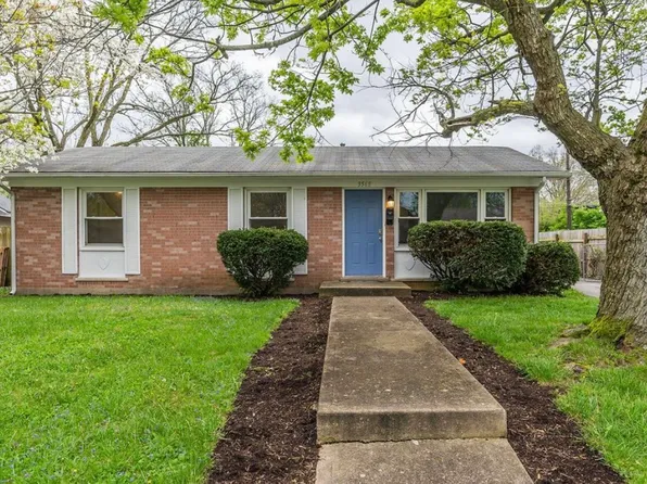 3568 King Arthur Dr, Lexington, KY 40517