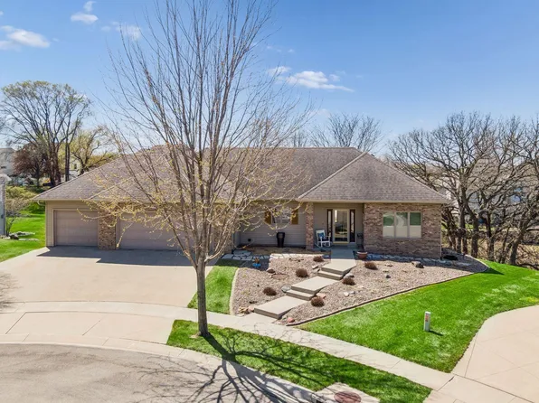 2708 Century Ln NE, Rochester, MN 55906