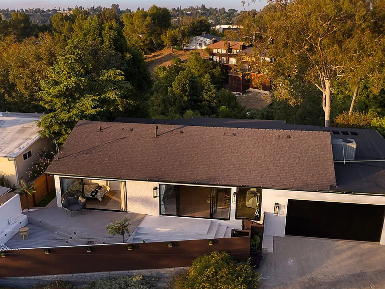 5102 Escobedo Dr — Photo 31