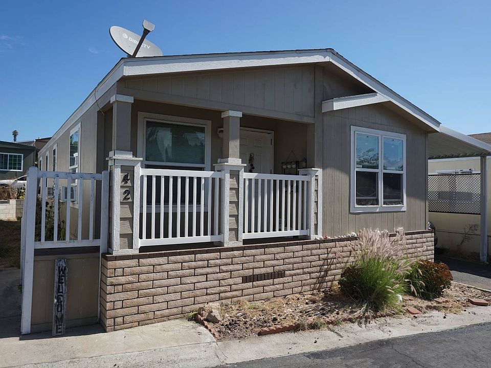 1st image of 1638 Calavo Rd Space 42