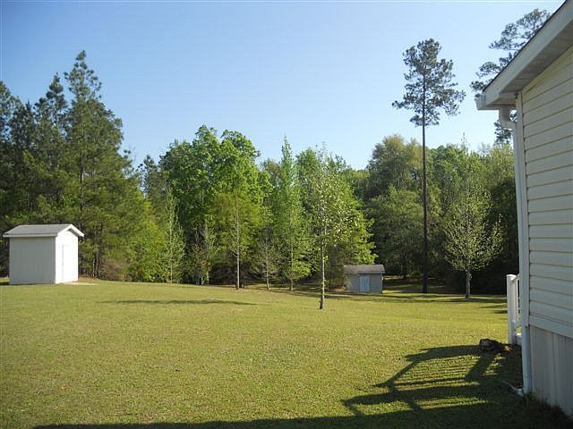 2nd image of 408 Jennifers Ct