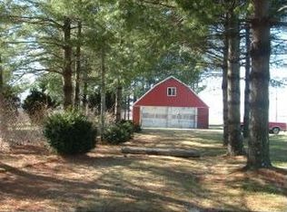 27120 W Chapel Rd, Rushville, IN 46173