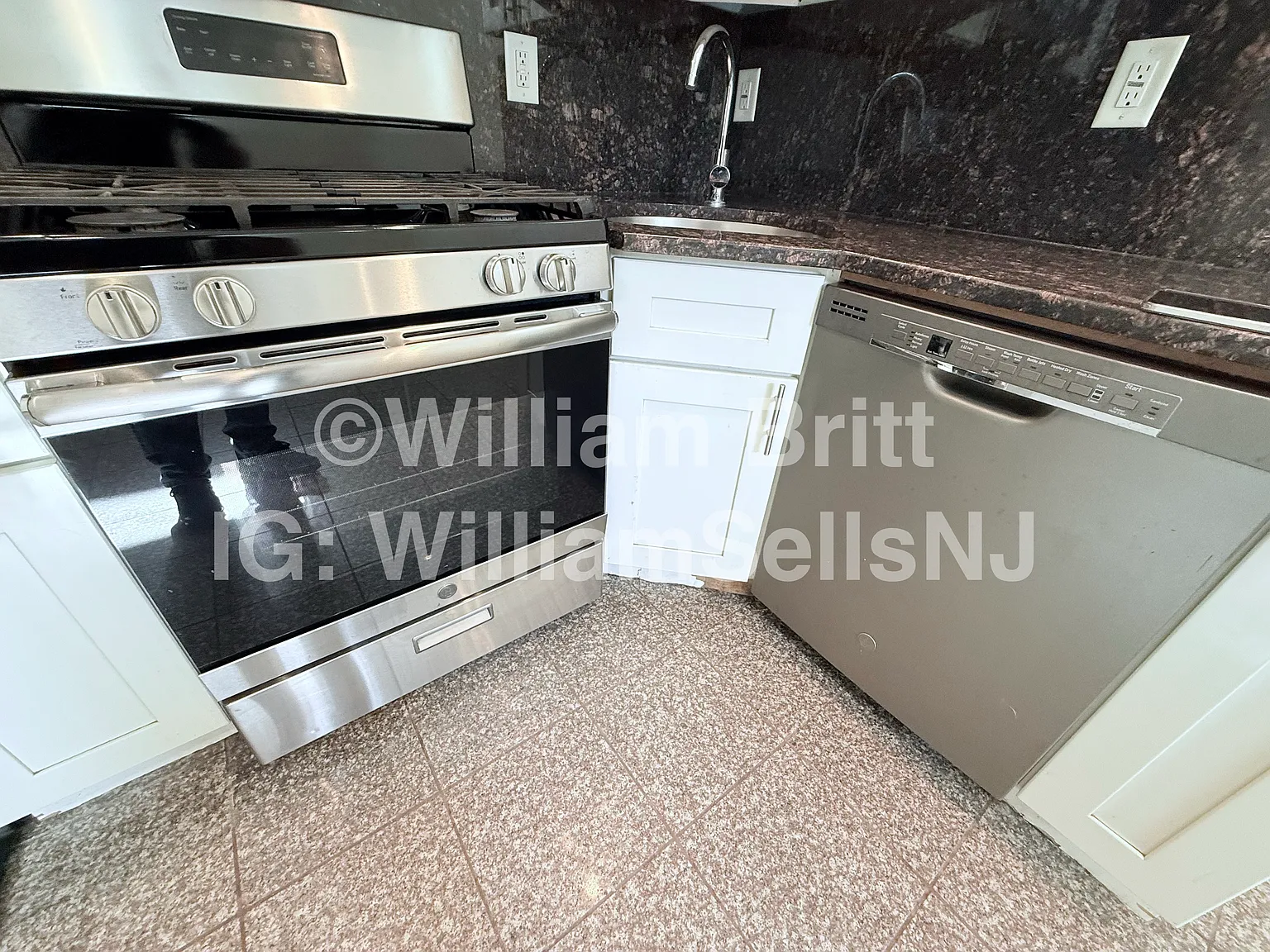 2 bed, $2,000 — Photo 3