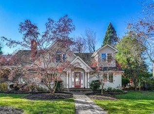 1 Abbington Pl, Northport, NY 11768