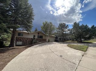 700 Cottonwood Dr, Cheyenne, WY 82001