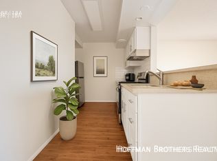 17821 Sherman Way APT 7, Reseda, CA 91335