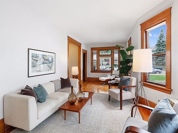 4th image of 1794 Ashland Ave
