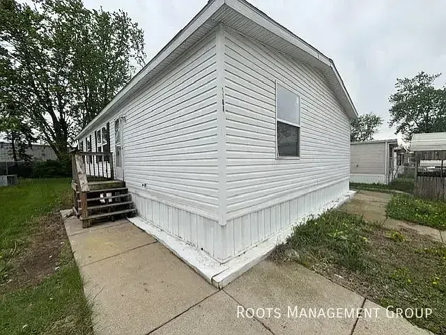 Building Photo - 1108 Aberdeen Rd #AB1108