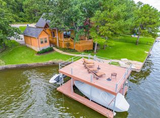 101 Carson Rd, Mabank, TX 75156