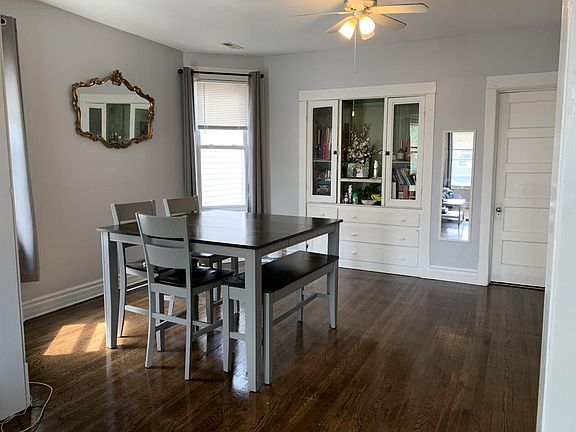 4th image of 4326 N Albany Ave APT 2