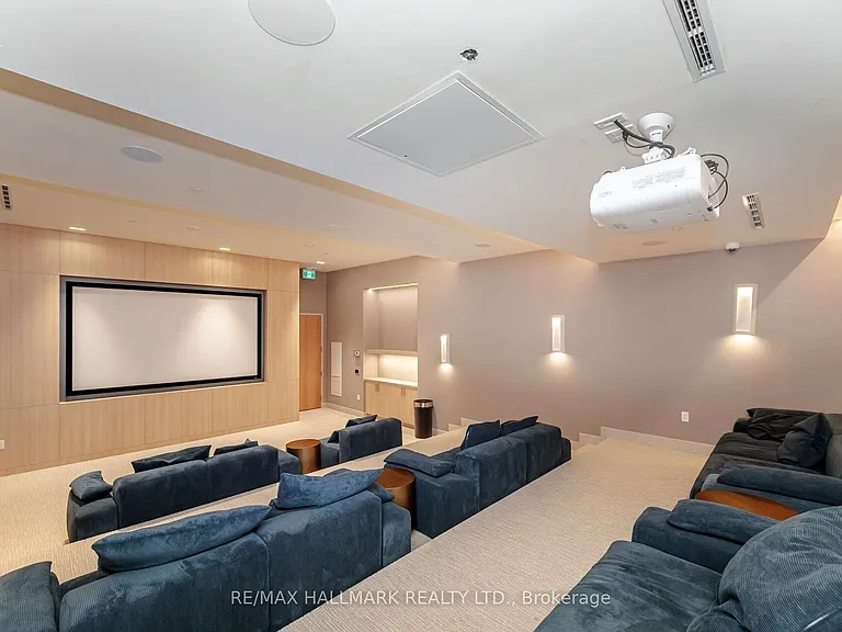 8960 Jane St #621 — Photo 15
