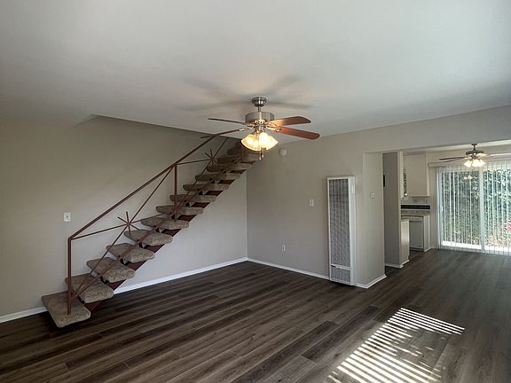 3rd image of 1314 N Cordova St #C