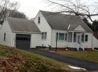 2613 Hermitage Ave, Easton, PA 18045