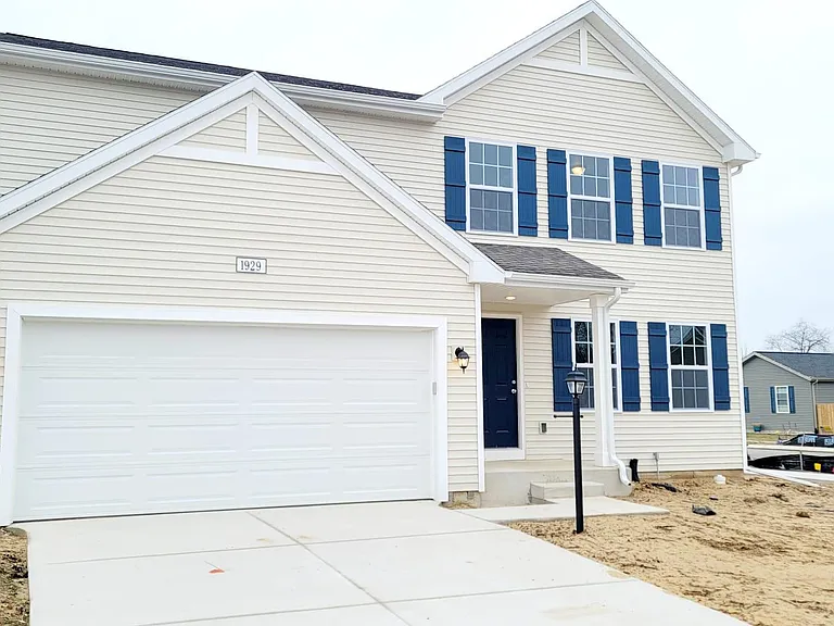 1929 Blue Stem Ct — Photo 2