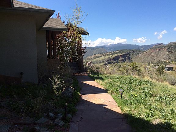 Breathtaking views as you walk towards the entrance.